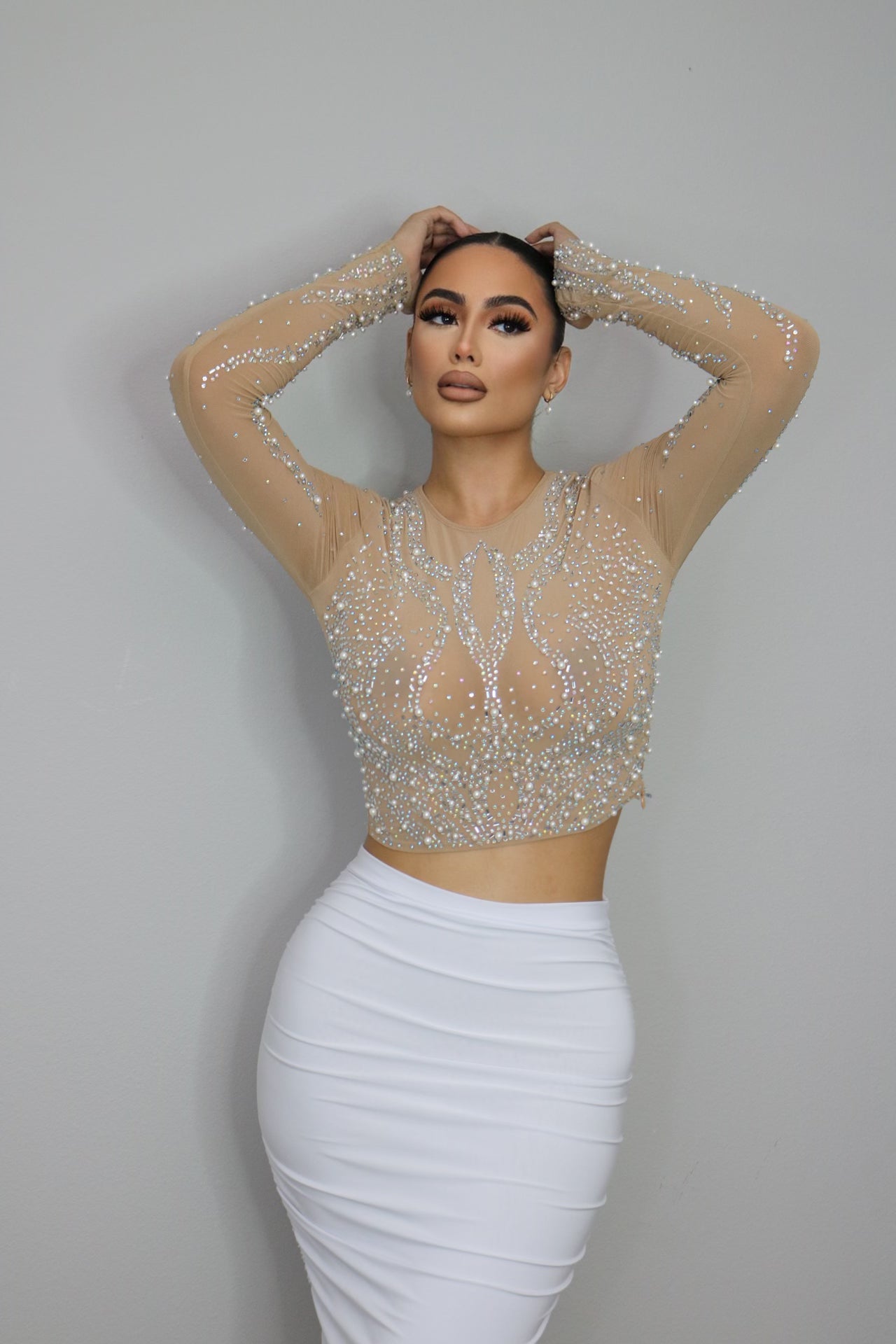 Exquisite top